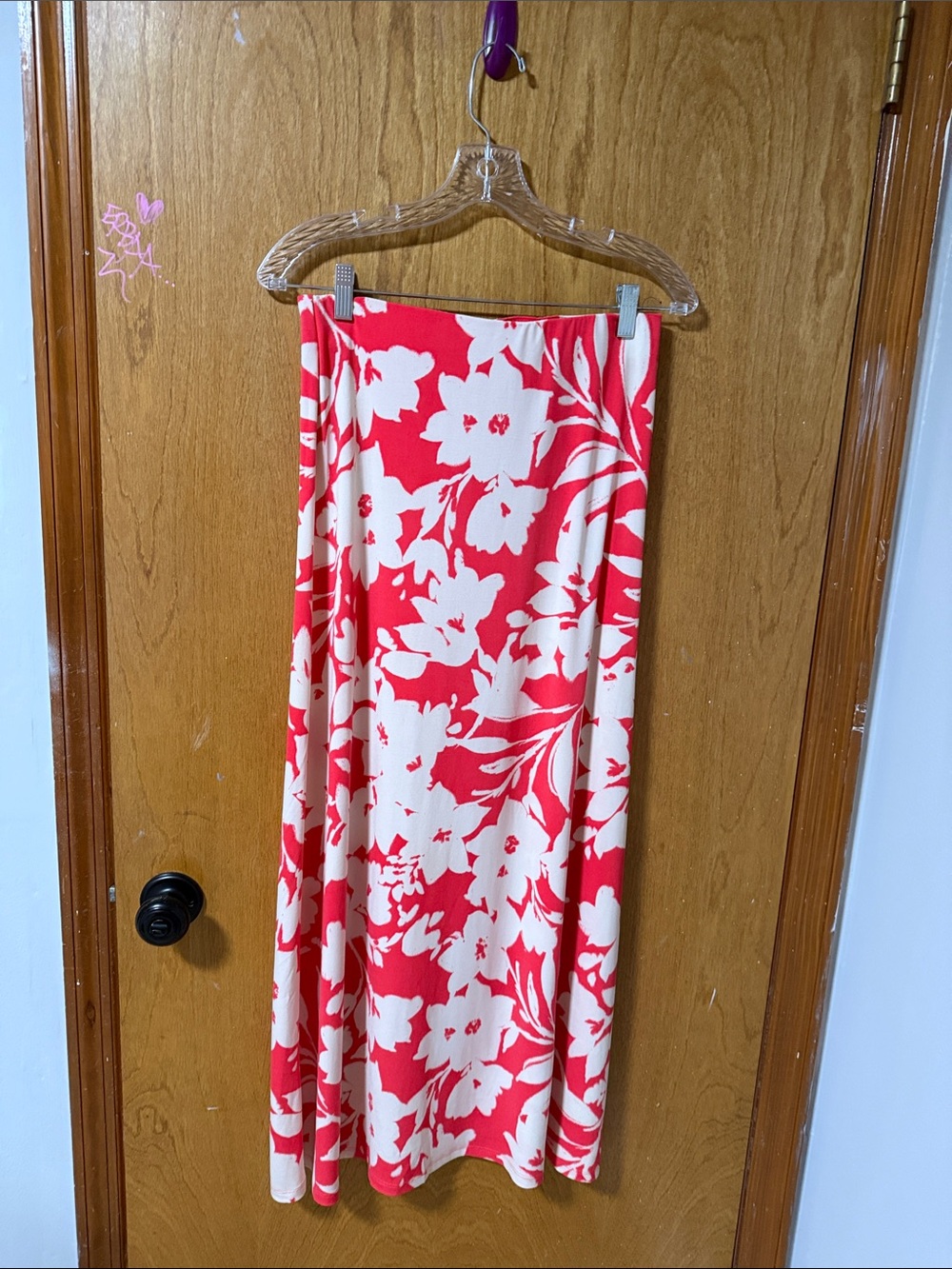 Vince Camuto Red and Cream Floral Maxi Skirt